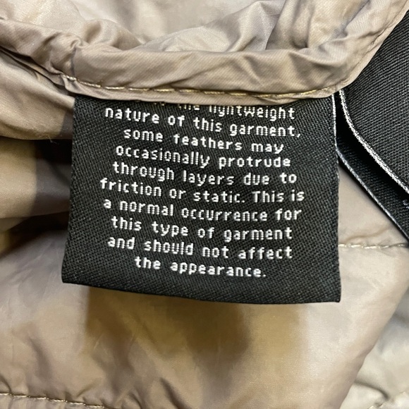 London Fog Women’s XL Light Gray Quilted Jacket. - Picture 9 of 13